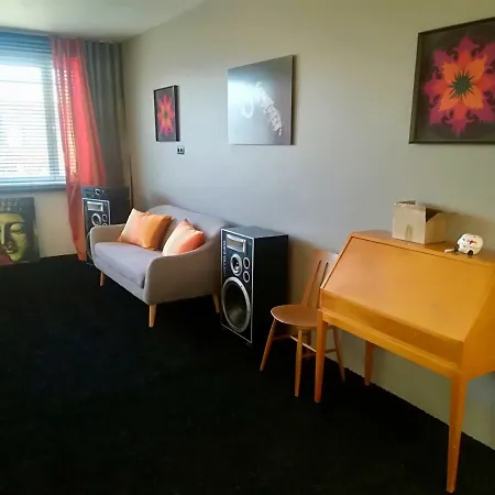 Appartement Modern Design Apartement With Great Location!!! *